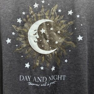 AVA JAMES Moon‎ Sun Celestial Graphic Tee Shirt Top 1X Charcoal Gray